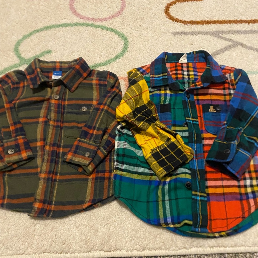 GAP/Old Navy toddler boys long sleeve flannel shirts. 12-18M. Multi-color.
